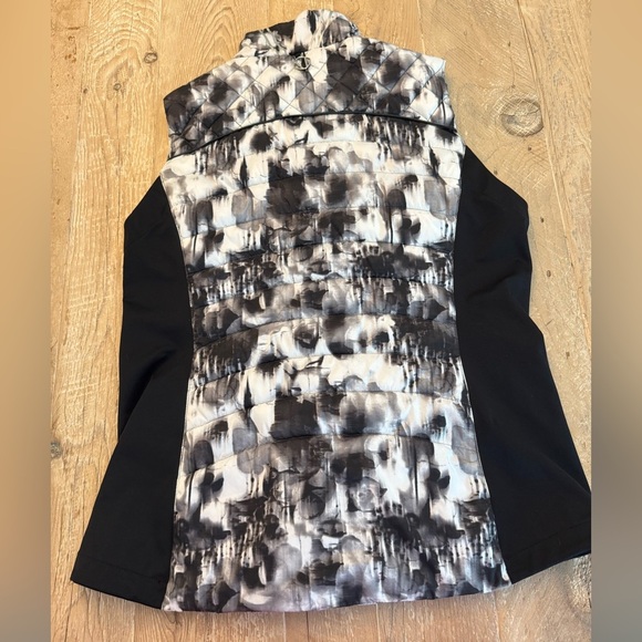 Sunice Thermal Puffer Vest size Large - Picture 6 of 9